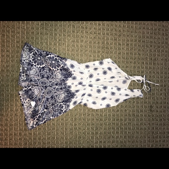 romper - Picture 2 of 2